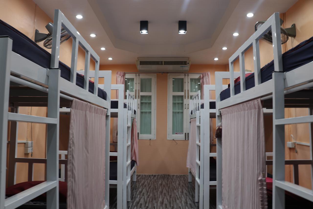 Ama Hostel Bangkok Exterior foto